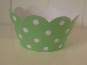 Image of Cupcake Wrappers - Green Spot