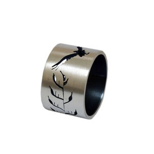 Image of classic ring - bird and branch