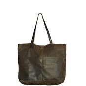 Image of Arrow Front Pockets Tote<br>Super Soft Leather