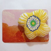 Image of Broche 05 - jaune