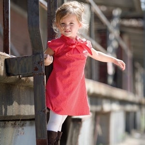 Image of RED AUDREY IN THE CITY 