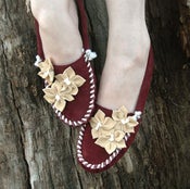 Image of Burgundy & Vanilla Tiger Lily Moccasin