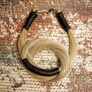 Image of horsehair choker