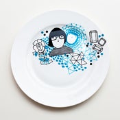 Image of Black & blue plate