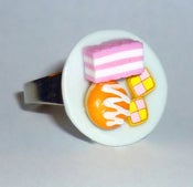Image of Dollies Circular Treats Plate Ring