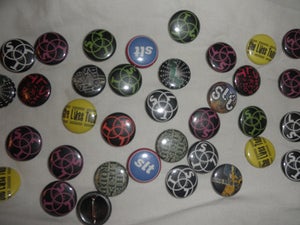 Image of Random Buttons (5)
