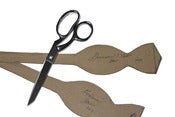 Image of Necktie conversion into a bow tie