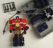 Image of G1 Unofficial Replica Optimus Prime (Rare Gold Chrome Version)