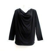 Image of Loose Plunge Neck Long Sleeve Tee (unisex) by Kollate