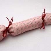 Image of Pink Sprig Reusable Gift Wrap