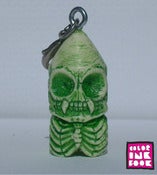 Image of Skeleton Rayloa Zipper Pull X JFish