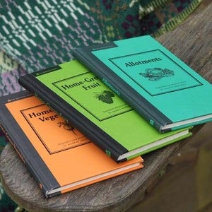 Image of A set of 3 gardening books
