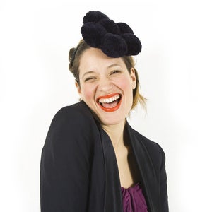 Image of Tocado POM POM