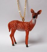 Image of Rådyr-, ku-, giraff-, hund- og hanesmykke 