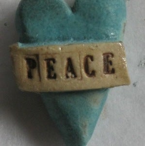 Image of message heart PEACE