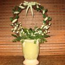 Image of WREATH IN URN