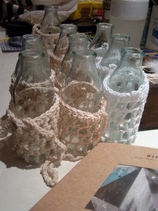 Image of CROCHET 'ONE-FLOWER' HANGING VASES