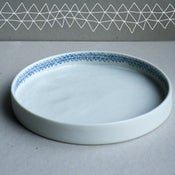 Image of petit plat - little plate [vv]