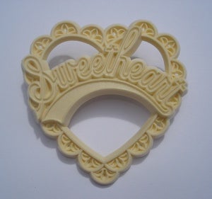 Image of Sweetheart Brooch - Pink or Yellow 