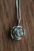 Image of Rose Necklace 3D Small