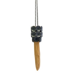Image of Sequin-Tooth Tiger Necklace