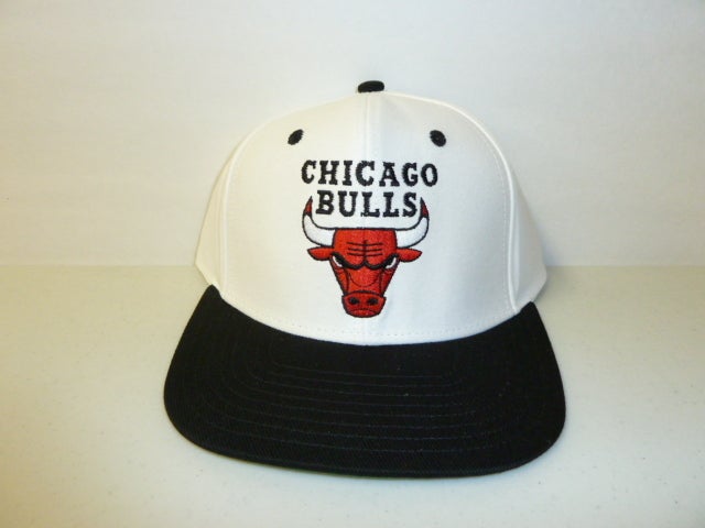 chicago bulls snapback white. Vintage Chicago Bulls Snapback