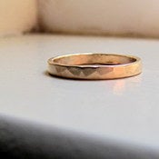 Image of Primitive Hammered 14k Gold Narrow Band