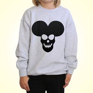 Image of Skull Sweetshirt