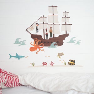 Image of Pirate Ship / Bateau de pirate