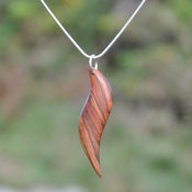 Image of New Zealand Native Kamahi Sensual Necklace