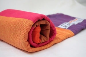 Image of Bära Barn Knot Shawl - Salsa