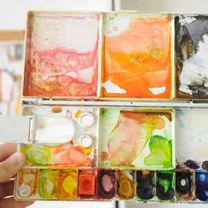 Image of WATERCOLOUR PAINTING WITH DAWN TAN