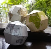 Image of 10/004: Geografia Globe: Material Series