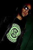 Image of Crest - T Shirt