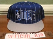 Image of VINTAGE DUKE BLUE DEVILS TEXT LOGO STARTER SNAPBACK CAP HAT