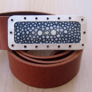 Image of Stingray Belt Buckle, RAN101