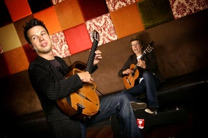 Image of THE ORANGE GUITAR