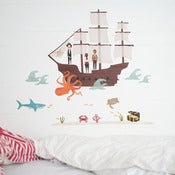 Image of Pirate Ship