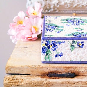 Image of Vintage Violet Box
