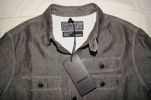 Image of Neighborhood '09 Wolves Chambray Shirt M