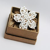 Image of Bamboo Sakura Pattern Brooch