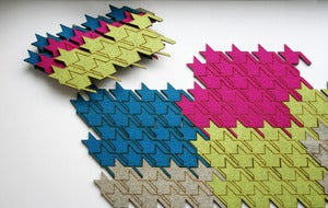 Image of eco-friendly houndstooth table tiles - red