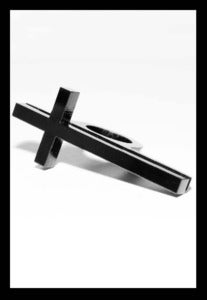 Image of LINE CROSS RING