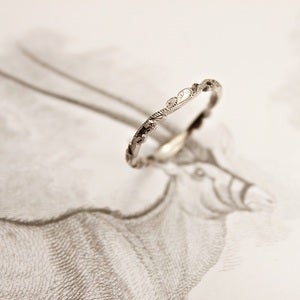 Image of palladium 2mm floral carved