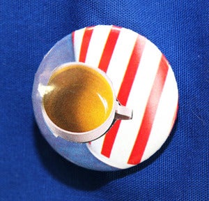 Image of BADGE MOTIF TASSE À CAFÉ REF. 515