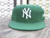 Image of New York Yankees New Era Fitted Size 7 7/8