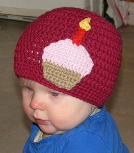 Crochet Hat &amp; Gloves Patterns - Cupcake Beanie