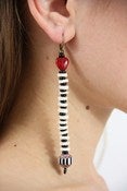 Image of Queen of Hearts Single Earring
