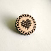 Image of petite embroidered heart brooch (plain)