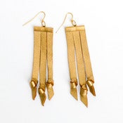 Image of knots of 3 earrings